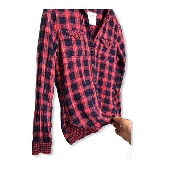 Abercrombie & Fitch | Soft Red & Navy Blue Flannel - Picture 8 of 10